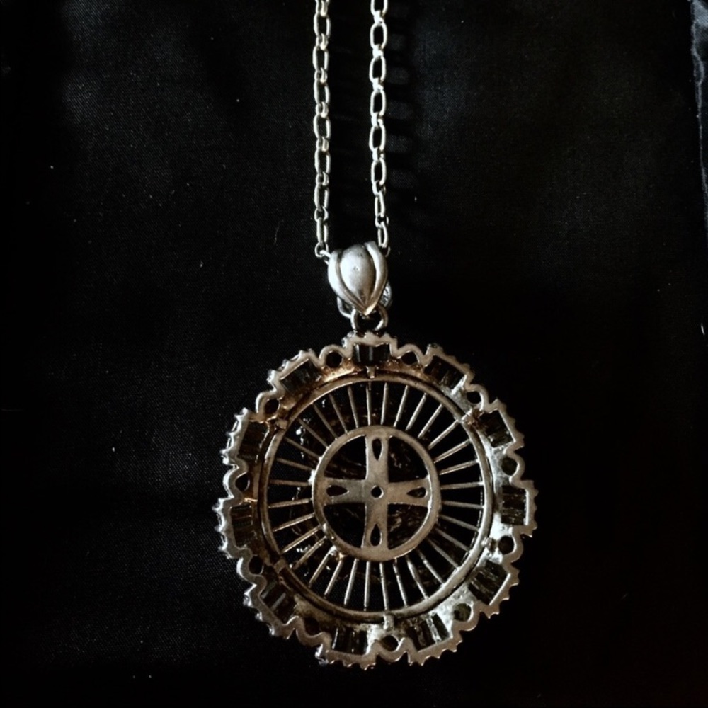 💕HP🐲Vintage Asian Dragon Crystal Silver Necklace - Picture 4 of 4
